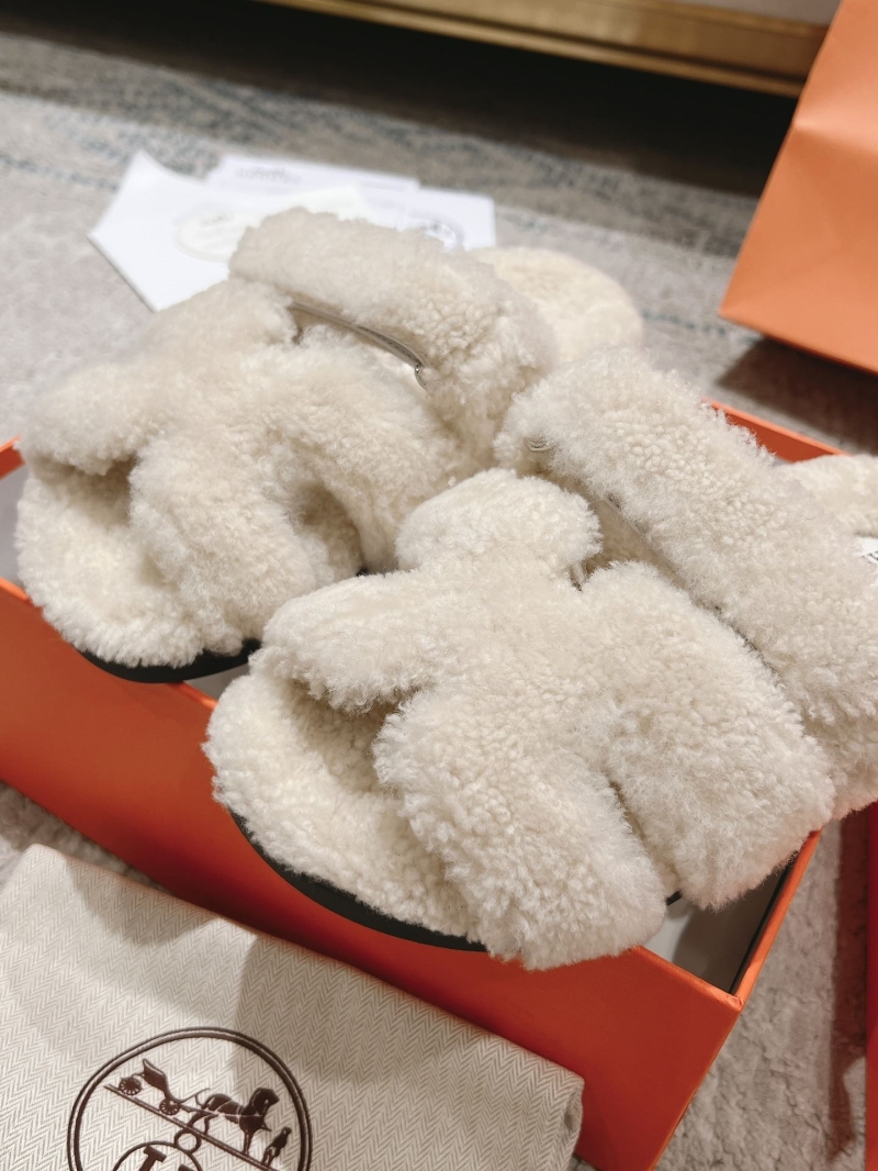 Hermes Slippers